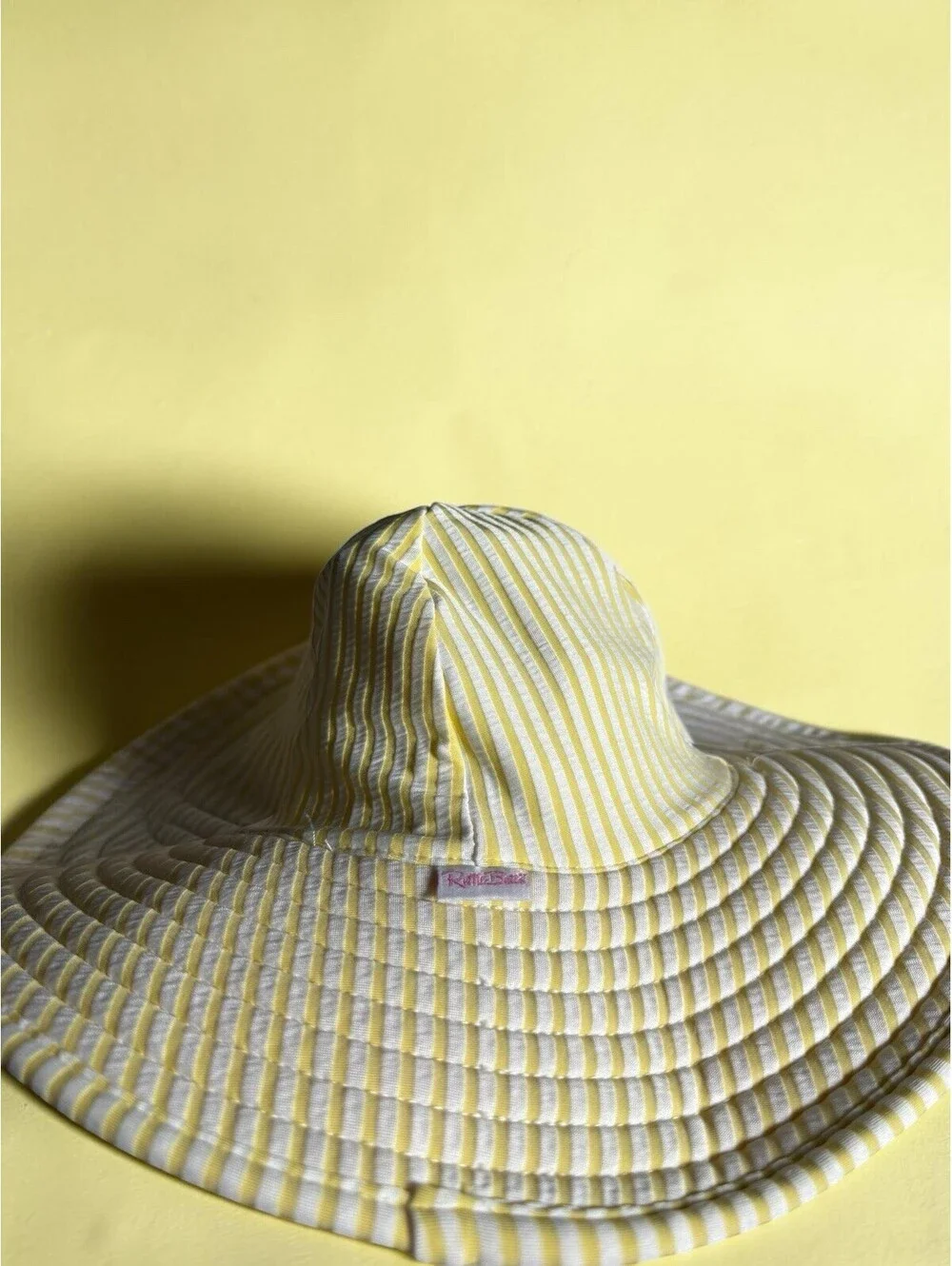 RuffleButts yellow Striped UPF 50+ sun protective swim hat Size 3T-5 Tie